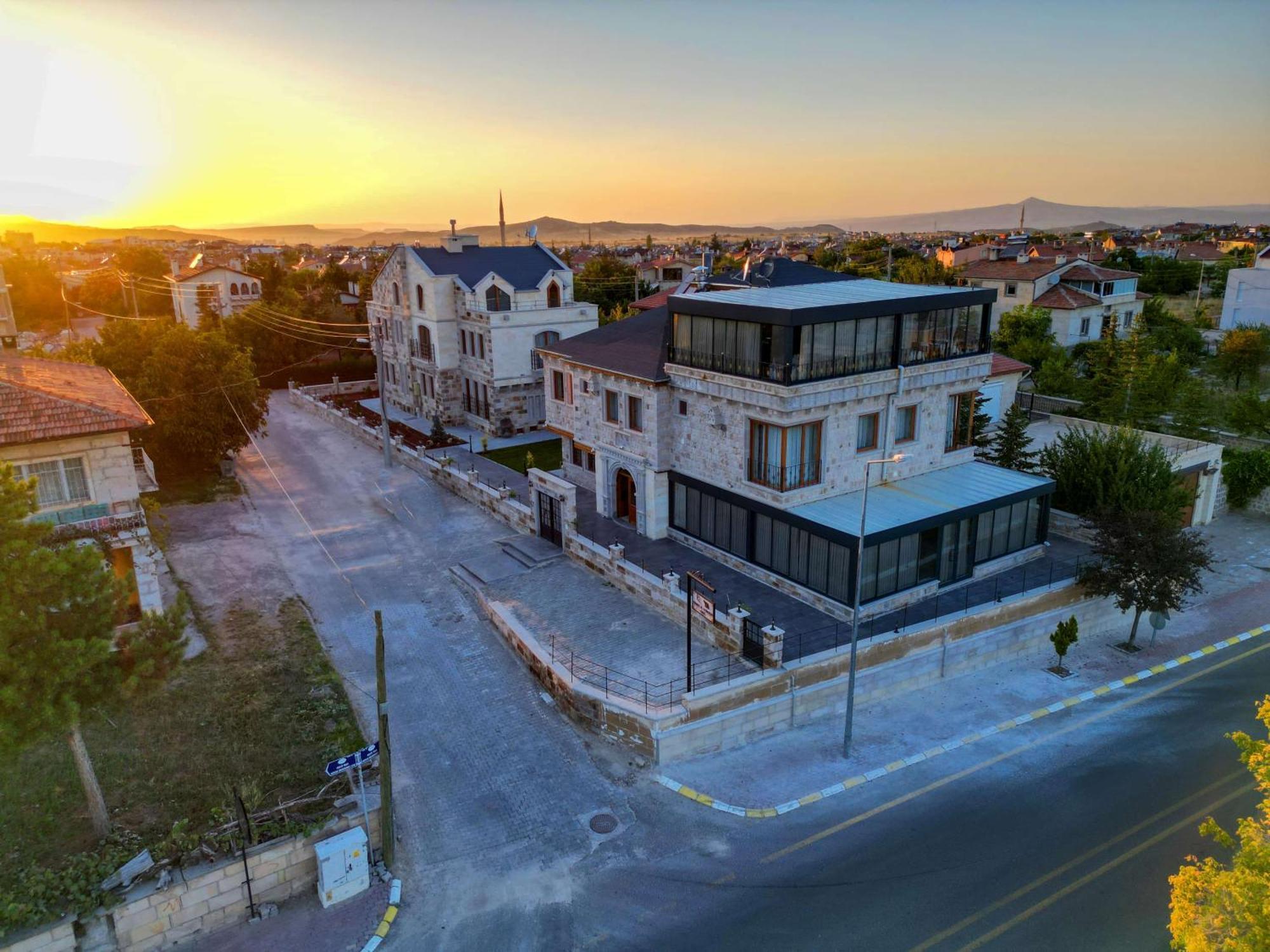 Remus Romulus Cappadocia Hotel Üchisar Bagian luar foto