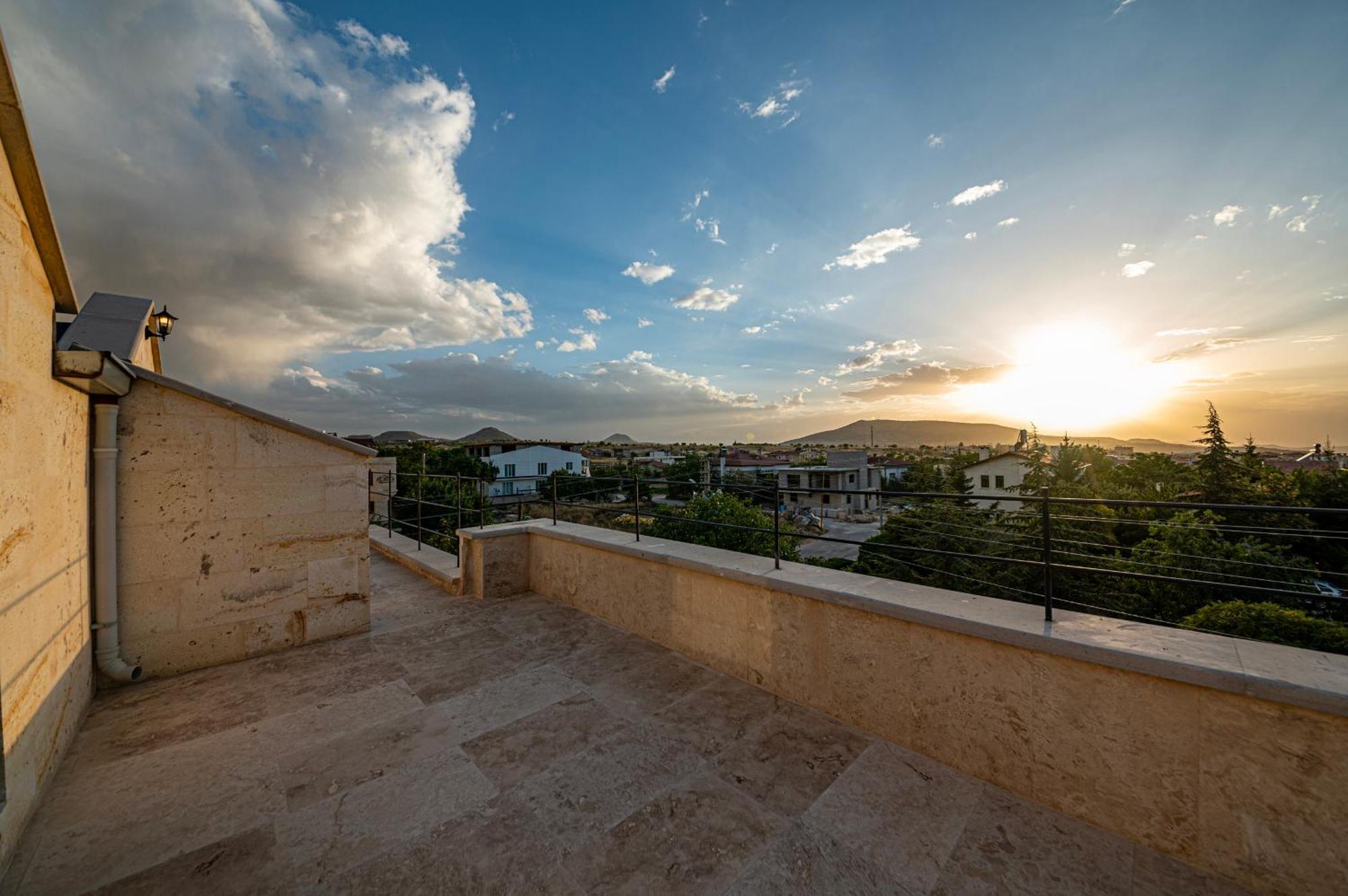 Remus Romulus Cappadocia Hotel Üchisar Bagian luar foto